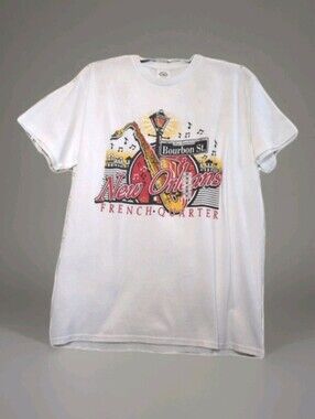 Bourbon St., New Orleans ( FRENCH QUARTER) T-shirt Size M  New with Tags